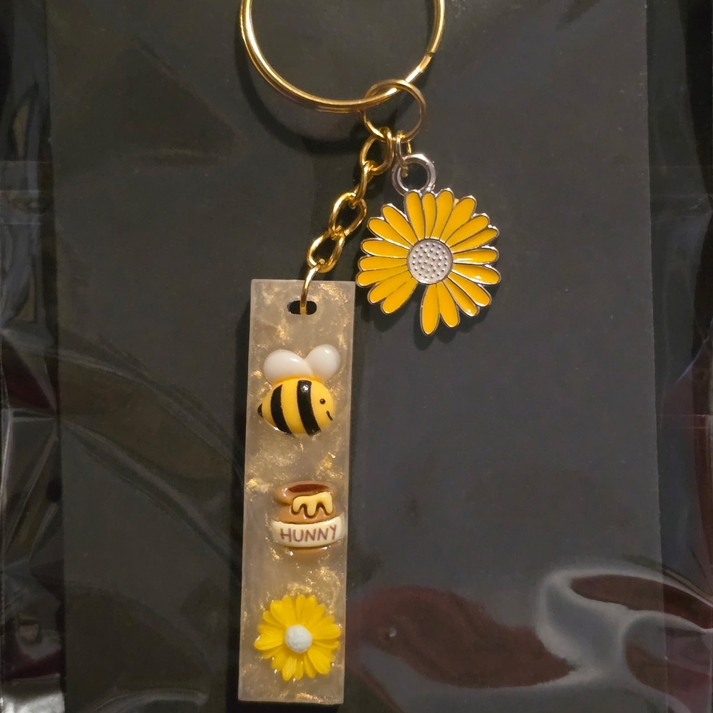 Yellow Bee & Daisy Resin Keychain with Honey Pot Charm